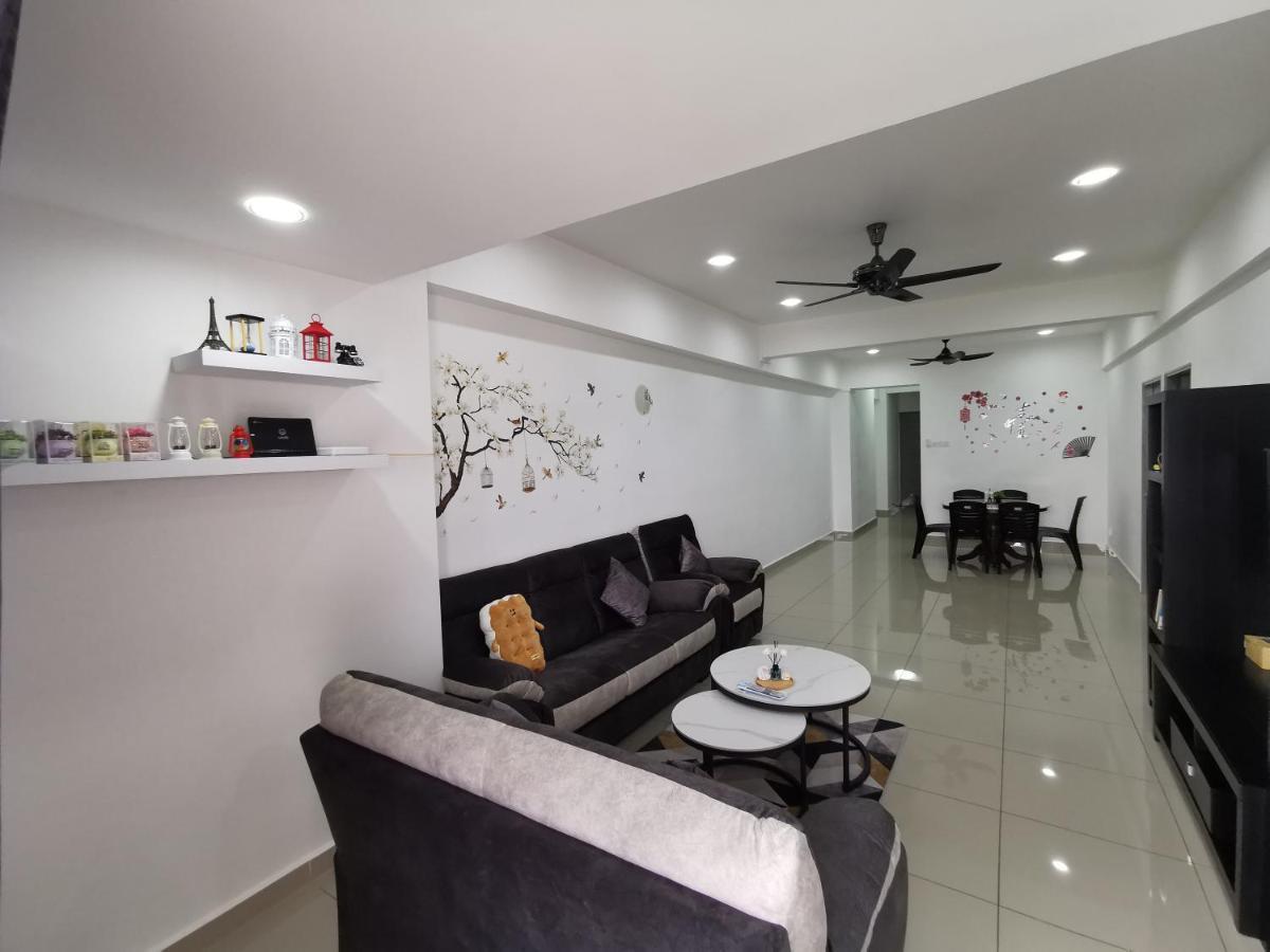 Coco Homestay 旅人の家@The Venus Sitiawan Perak Экстерьер фото