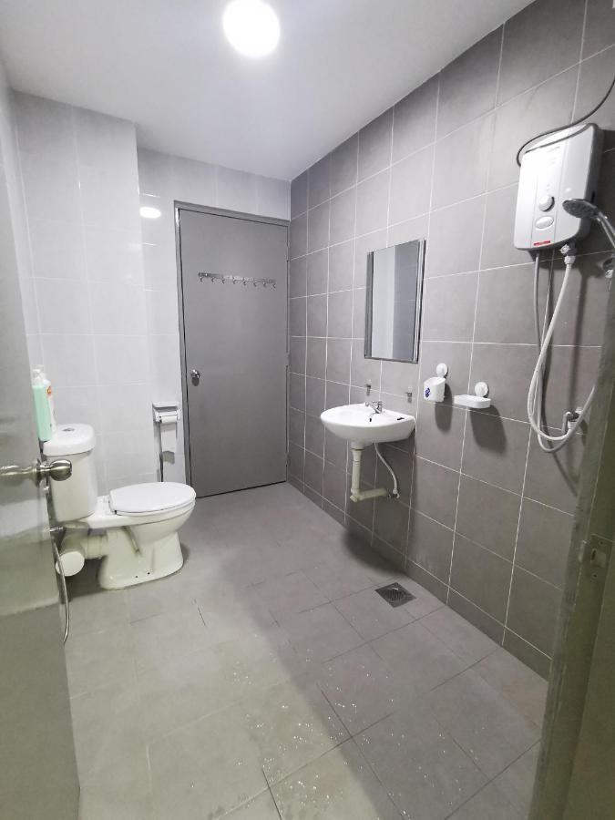 Coco Homestay 旅人の家@The Venus Sitiawan Perak Экстерьер фото